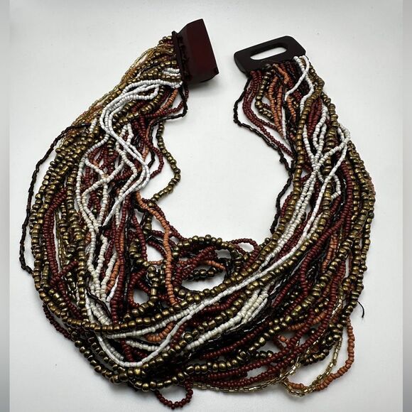 20" multi-strand glass seed beads necklace with large acrylic clasp! - Picture 13 of 14